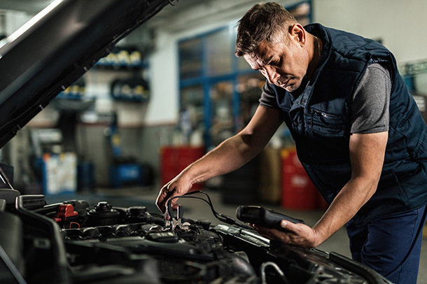 electrician auto Global Car Service - Militari Residence